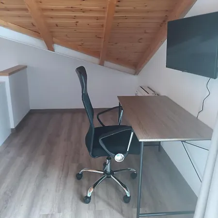 Koronisi Apartamento *
