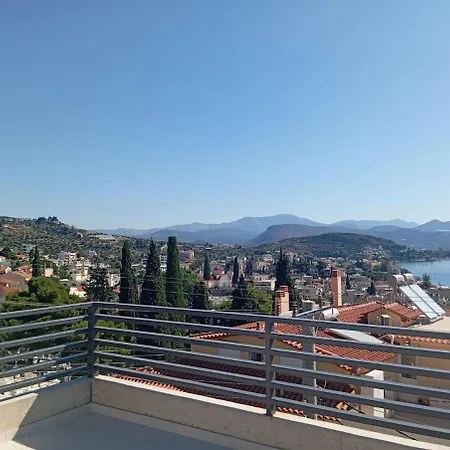 Koronisi Tolón
